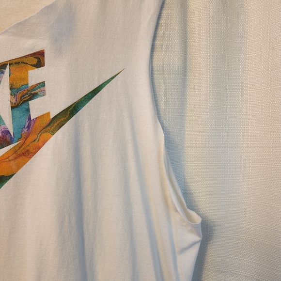 🎨 Nike Dri-FIT Tank | Marble Swoosh | Altered L 🏃 - Picture 4 of 8